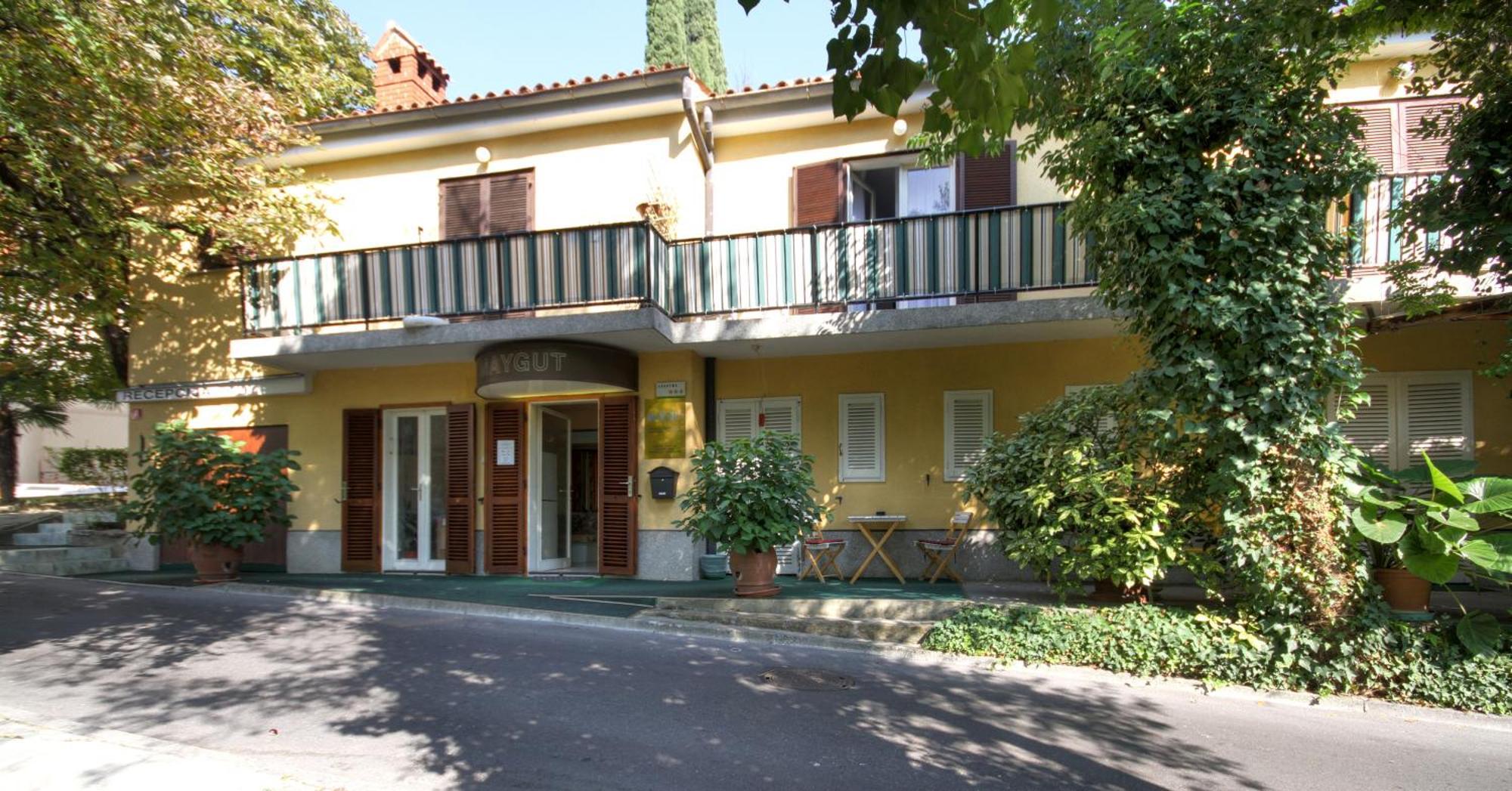 Forgotten Garden Apartments Portorož Exterior foto